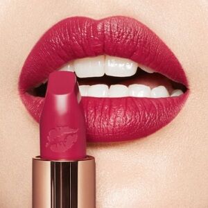 Charlotte Tilbury - “Amazing Amal” Lipstick
